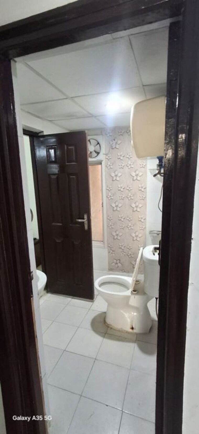 Bathroom, supertech-cape-town 3 Bedroom 1295 Sq.Ft. Apartment In Sector 74 Noida 10050222