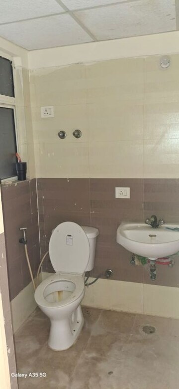 Bathroom in 3 BHK Apartment at Supertech Cape Town, Sector 74 – for Rent