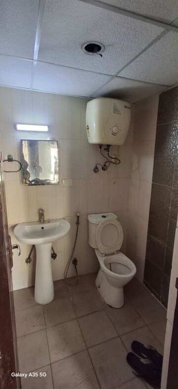 3 BHK Apartment For Rent in Supertech Cape Town, Sector 74