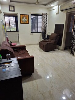 1 BHK Apartment For Sale in Mangalay Building