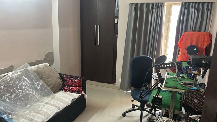 Living Room, jm-orchid 3 Bedroom 1472 Sq.Ft. Apartment In Sector 76 Noida 10050240