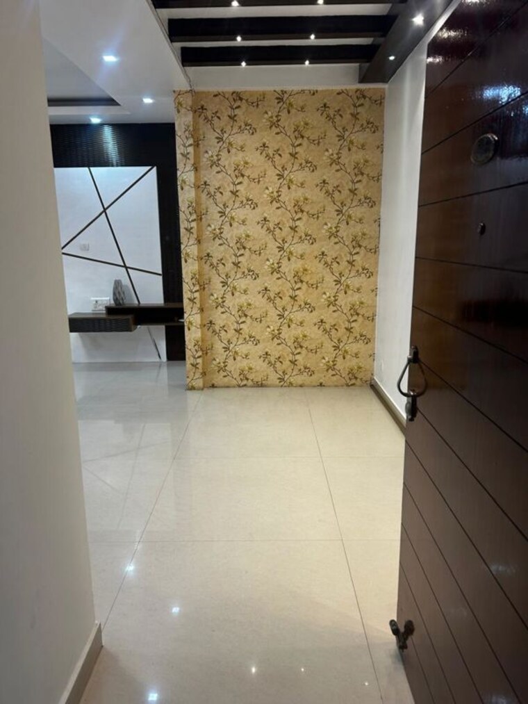 Balcony, rohtas-presidential-tower 3.5 Bedroom 2190 Sq.Ft. Apartment In Vibhuti Khand Lucknow 10050244