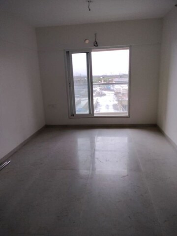 Room in 2 BHK Apartment at Dosti West County, Balkum Pada – for Rent