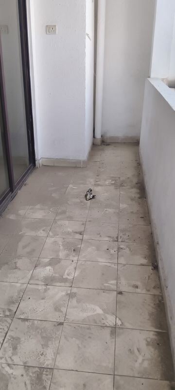 Bathroom in 4 BHK Apartment at Ajnara Grace, Raj Nagar Extension – for Rent