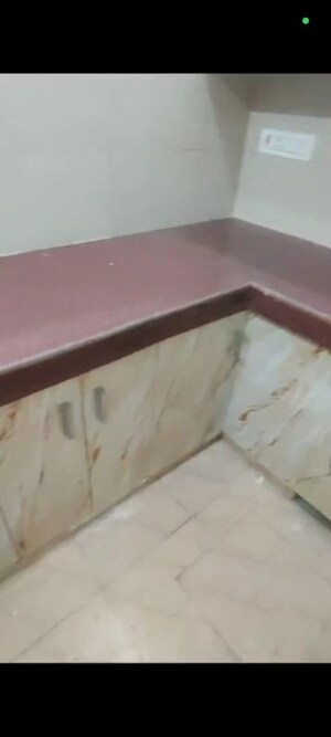 Furnished Amenities in 3 BHK Builder Floor at Malviya Nagar – for Rent