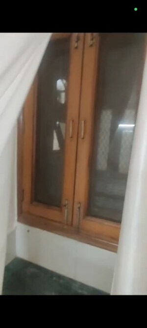 Building Lobby in 3 BHK Builder Floor at Malviya Nagar – for Rent