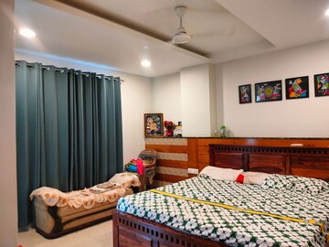 Bedroom in 4 BHK Apartment at Bestech Park View Spa Next, Sector 67 – for Sale