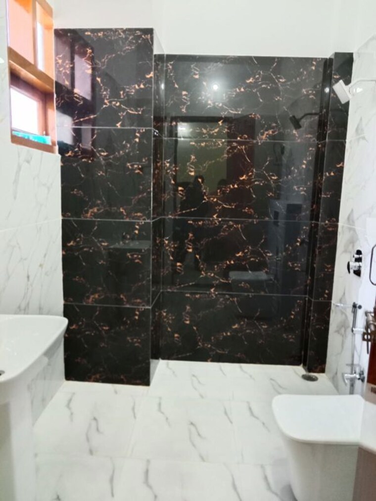 Kitchen, indira nagar 3 Bedroom 2600 Sq.Ft. Builder Floor In Indira Nagar Lucknow 10050406