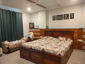 Bedroom in 4 BHK Apartment at Tata Primanti Villas, Sector 72 – for Sale