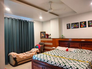 Bedroom in 4 BHK Apartment at Tata Primanti Villas, Sector 72 – for Sale