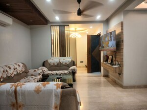 Living Room in 4 BHK Apartment at Tata Primanti Villas, Sector 72 – for Sale