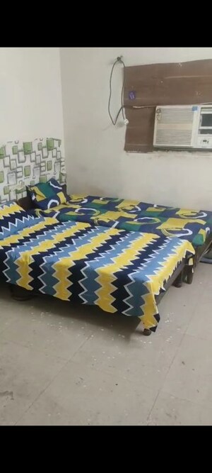 1 BHK Builder Floor For Rent in Sector 27