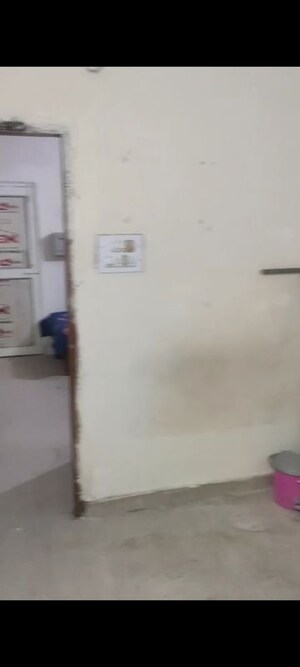 Furnished Amenities in 1 BHK Builder Floor at Sector 27 – for Rent