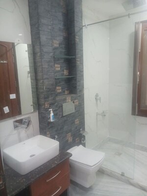 Bathroom in 3 BHK Builder Floor at RWA Residential Society Sector 46, Sector 46 – for Rent