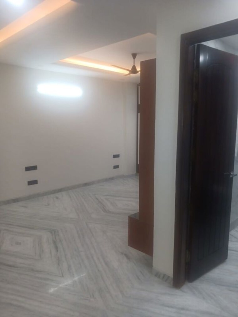 Room, rwa-residential-society-sector-46 3 Bedroom 1550 Sq.Ft. Builder Floor In Sector 46 Gurgaon 10050433