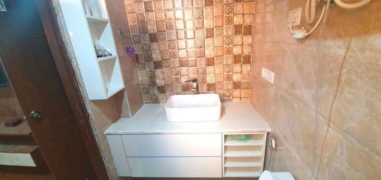 Bathroom, malviya nagar 2 Bedroom 450 Sq.Ft. Builder Floor In Malviya Nagar Delhi 10050430