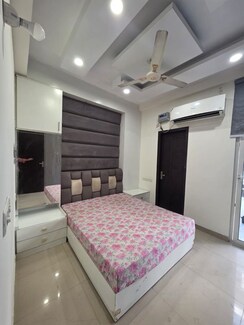 2 BHK Builder Floor For Rent in RK Qutab Heights