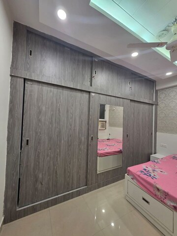 Kitchen in 2 BHK Builder Floor at RK Qutab Heights, Dlf Phase iv – for Rent