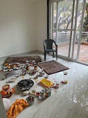 Living Room in 4 BHK Apartment at Vasant Kunj – for Rent