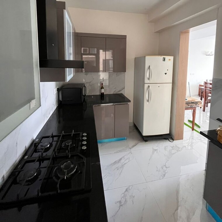 Kitchen, pioneer-park-phase-1 4 Bedroom 2450 Sq.Ft. Apartment In Sector 61 Gurgaon 10050456