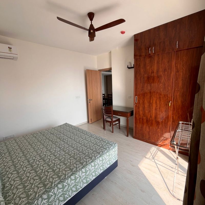 4 BHK + Servant Room Apartment For Rent in Pioneer Park Phase 1