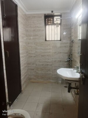 Bathroom in 3 BHK Builder Floor at Ashoka Enclave Faridabad, Sector 34 – for Sale