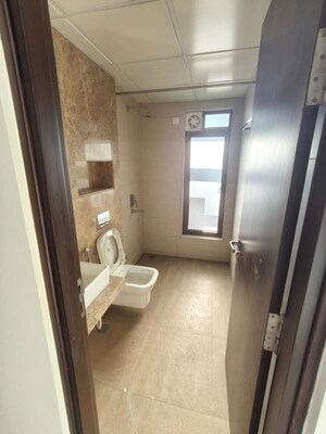 Building Lobby in 3.5 BHK Apartment at Celestia Spaces, Parel – for Rent