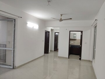 Room in 3 BHK Apartment at BBD Green City Sun Breeze Apartments, Gomti Nagar – for Rent