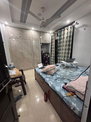 Master Bedroom in 1 BHK Builder Floor at Malviya Nagar – for Rent