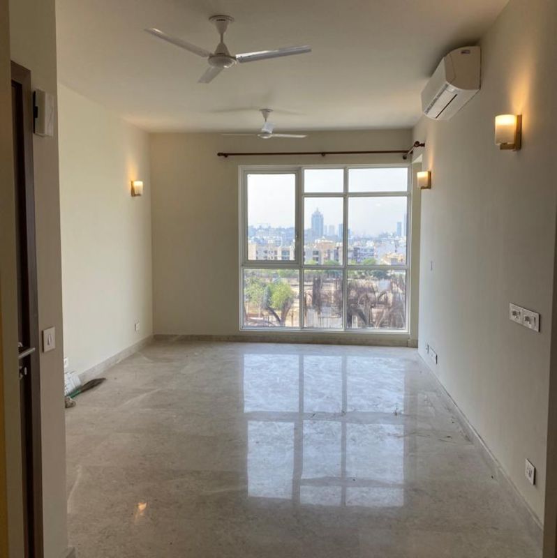 3 BHK + Servant Room Apartment For Sale in Ireo The Corridors