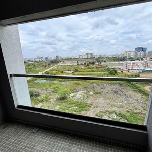 Swimming Pool in 2 BHK Apartment at Tathawade – for Rent