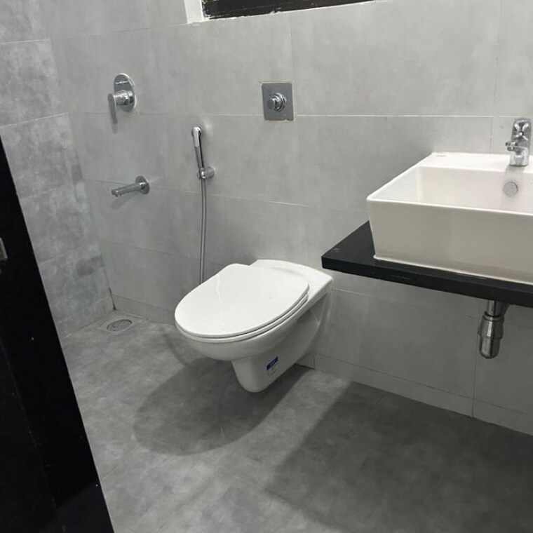 Bathroom, tathawade 2 Bedroom 760 Sq.Ft. Apartment In Tathawade Pune 10050627