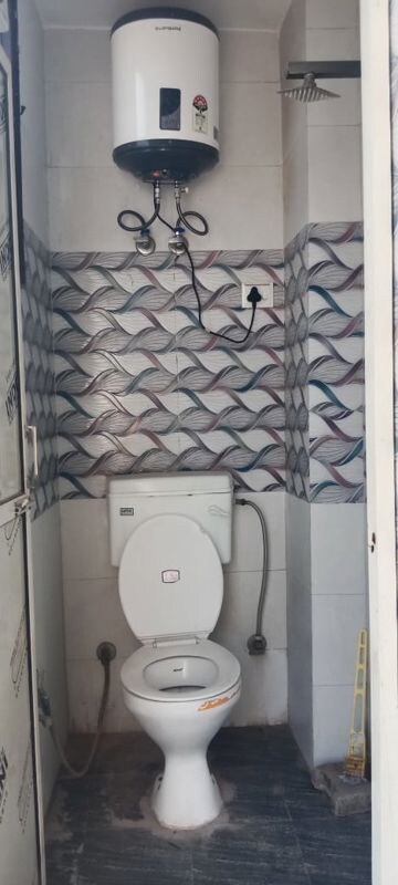 Bathroom in 1 BHK Builder Floor at Neb Sarai – for Rent