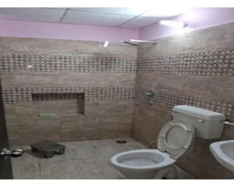 Bathroom, omega-orchid-heights 3 Bedroom 1400 Sq.Ft. Apartment In Faizabad Road Lucknow 10050646