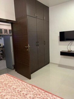 2 BHK + Servant Room Apartment For Rent in Chitrapur CHS