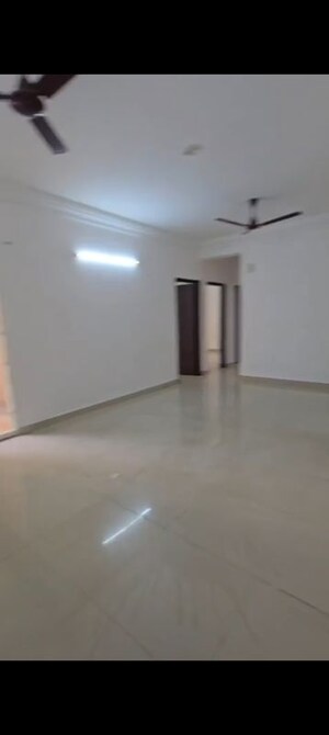 Room in 3 BHK Apartment at Paramount Emotions, Sector 1 Greater Noida – for Sale