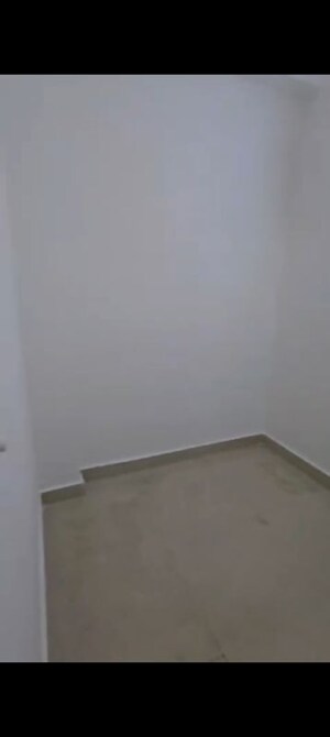 Room in 3 BHK Apartment at Paramount Emotions, Sector 1 Greater Noida – for Sale