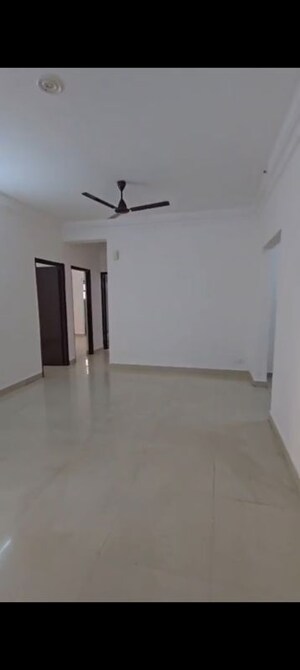Room in 3 BHK Apartment at Paramount Emotions, Sector 1 Greater Noida – for Sale