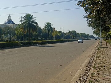  Plot – Exterior View View at Mullanpur - for Sale