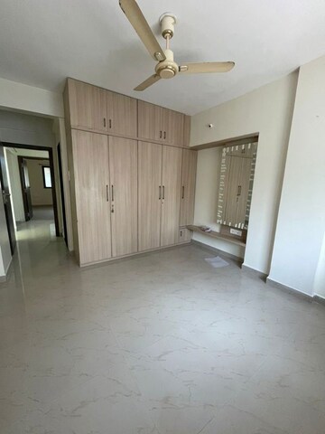 Room in 2 BHK Apartment at Runwal Skylark – for Rent