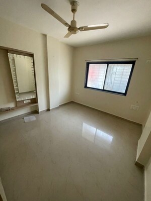 Room in 2 BHK Apartment at Runwal Skylark – for Rent