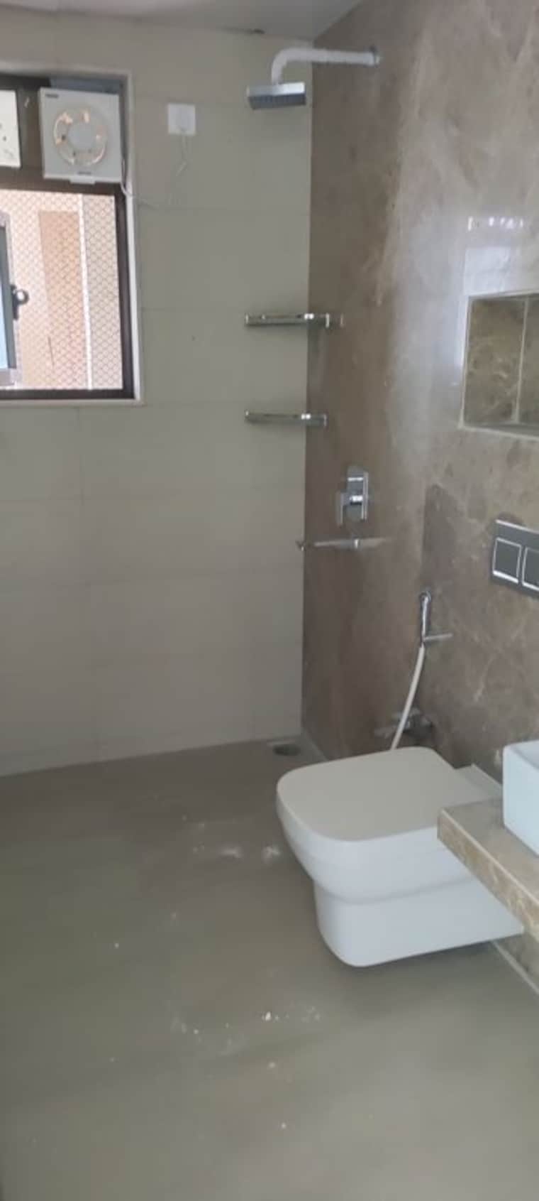 Bathroom, peninsula-celestia-spaces 3.5 Bedroom 1480 Sq.Ft. Apartment In Parel Mumbai 10050746