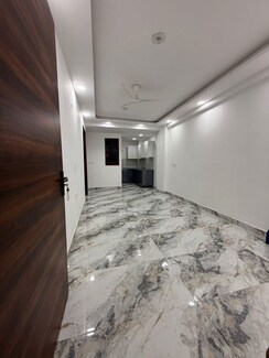 2 BHK Builder Floor For Rent in Chattarpur