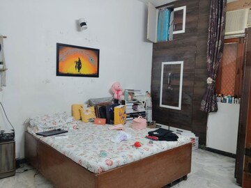 Bedroom in 2 BHK Builder Floor at RWA Apartments Sector 41, Sector 41 – for Rent