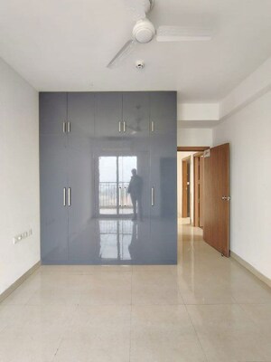 Room in 3 BHK Apartment at ATS Marigold, Sector 89a – for Rent