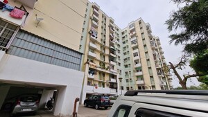 3 BHK Apartment – Exterior View View at Sharda Apartment, Gomti Nagar - for Rent