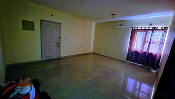 Room in 3 BHK Apartment at Sharda Apartment, Gomti Nagar – for Rent