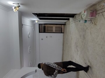 Living Room in 2 BHK Builder Floor at Vaishali Sector 4 – for Rent