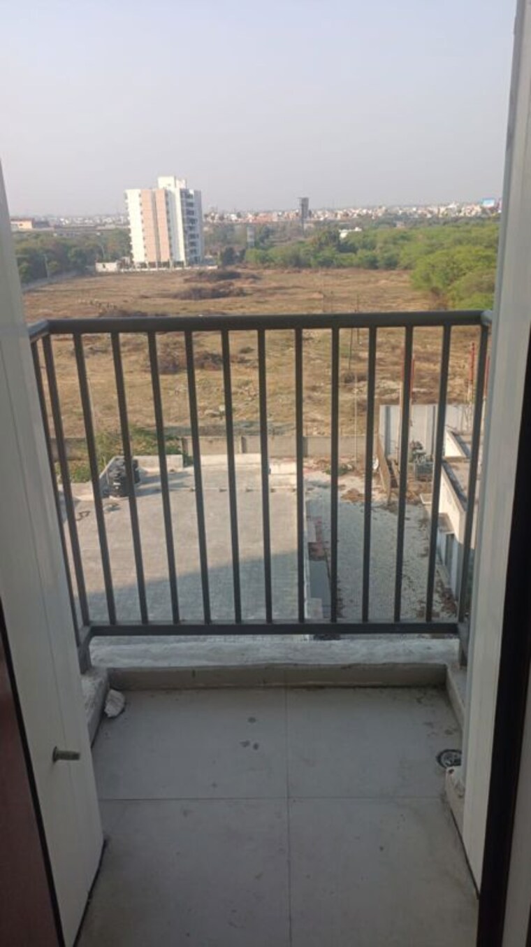 Balcony, up-basera-1-awadh-vihar-yojna 1 Bedroom 398 Sq.Ft. Apartment In Vrindavan Yojna Lucknow 10050918