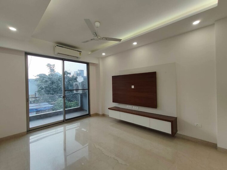 Room, saket 2 Bedroom 1100 Sq.Ft. Apartment In Saket Delhi 10050938